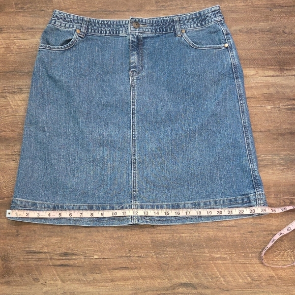 Christopher & Banks Blue Knee-length Denim Pencil Skirt Size 14 - Picture 10 of 10